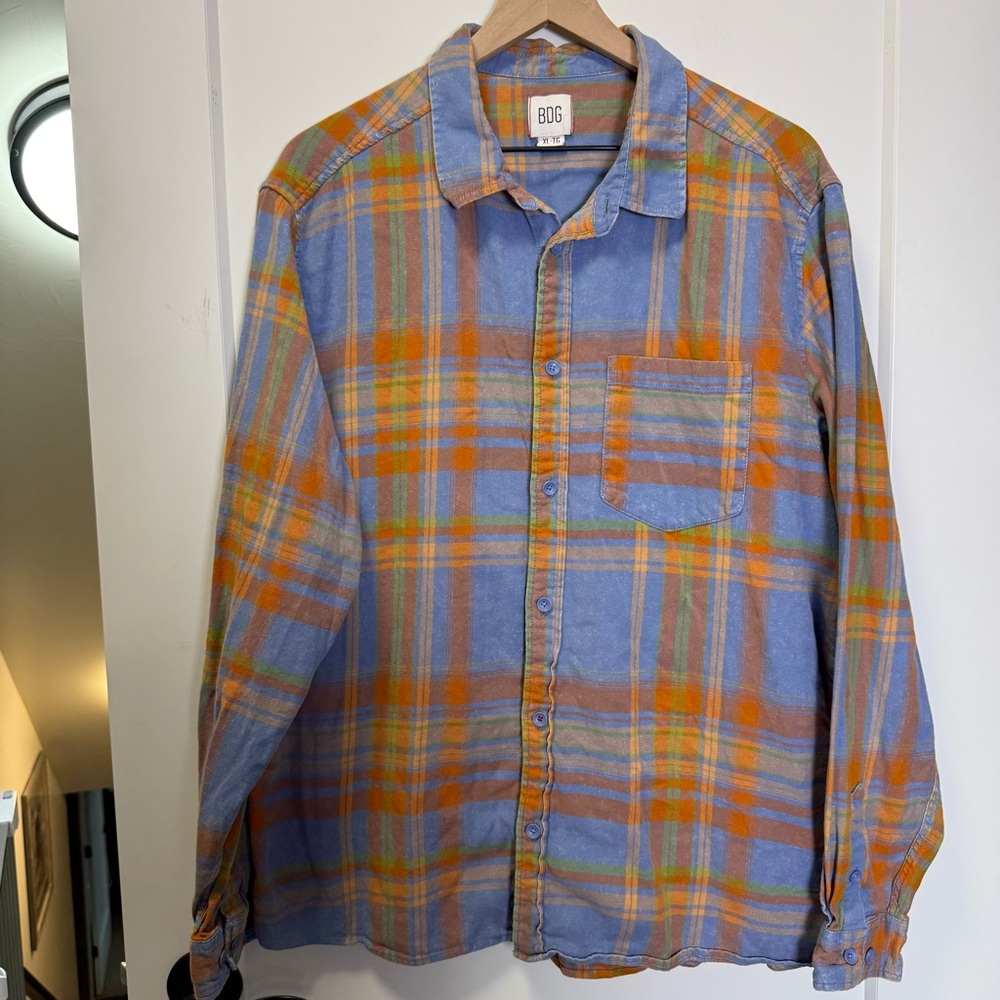 BDG Urban Outfitters Mens Vintage Style Flannel Button Down Blue Orange Plaid XL